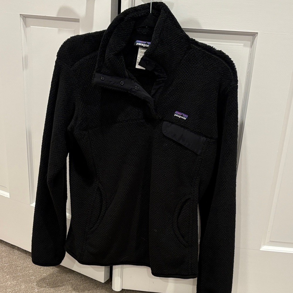 Women’s Patagonia Midnight Black Fleece Pullover- Size M
